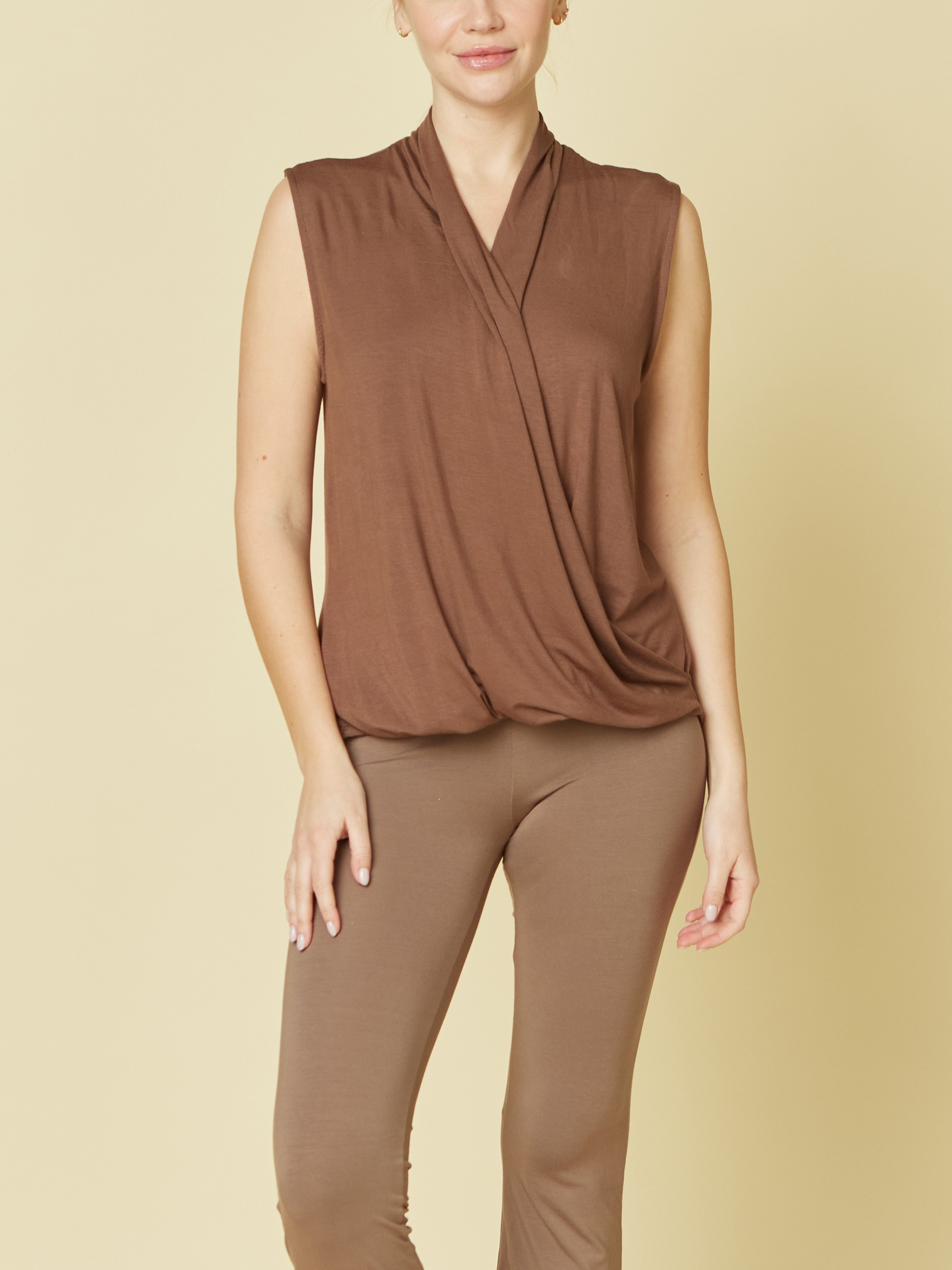  BAMBOO SURPLUS SLEEVELESS BLOUSE